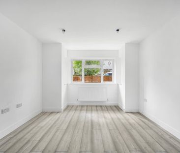 Highcombe London SE7 - Photo 2