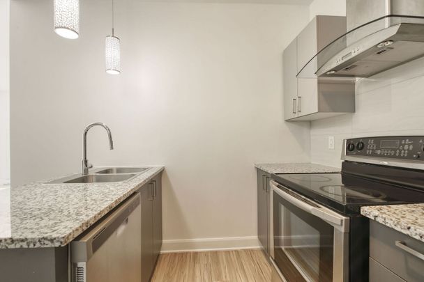 6600 Darlington, Montréal, QC - Photo 1