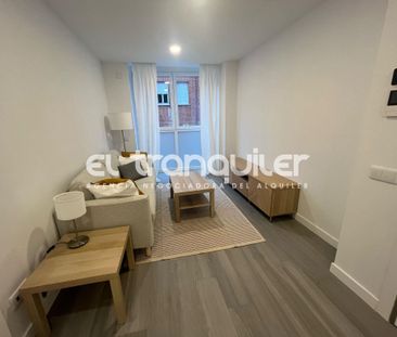 Piso de alquiler en Calle Herrera, Valdeacederas - Photo 3