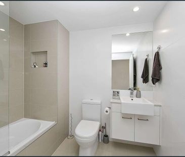 Convenient location! - Photo 6