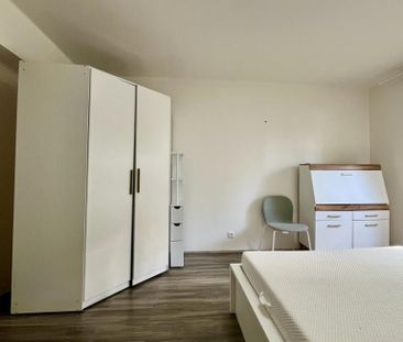 Pronájem bytu 2+1 52 m2 - Fotografie 1