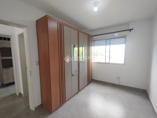Apartamento com 1 quarto e 38m² para alugar em Jardim Planalto, Porto Alegre. - Photo 1