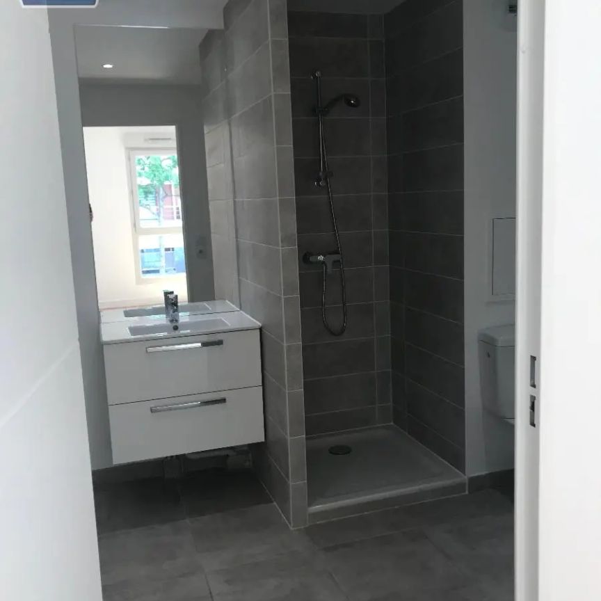 Appartement à louer 2 pièces 42.05m² - Photo 1