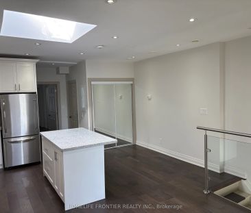 2914 Danforth Avenue #2nd Floor - Photo 2