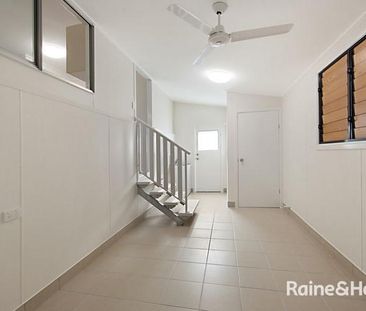 52 Abbott Street, Oonoonba, QLD 4811 - Photo 2