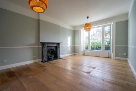 3 bedroom maisonette to rent - Photo 5