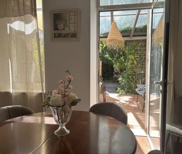 Location Appartement 3 pièces 78m² MARSEILLE 6ème - Photo 4