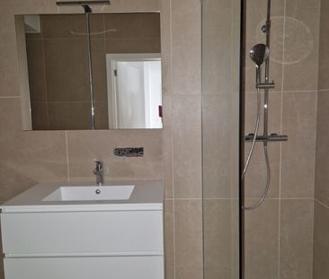 Centrum Aalst, voll. vernieuwd instapklaar 2 slpk-appartement met m... - Photo 4