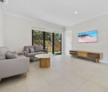 R2/2/161 Stringybark Road, Buderim QLD 4556 - House For Rent | Domain - Photo 3