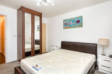 1 bedroom flat to rent - Photo 3