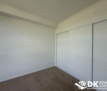 Modern and Low-Maintenance Living in the Heart of Wollert - Photo 1