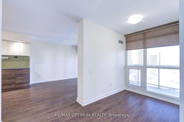 For Lease - 121 Mcmahon Drive Unit# 1817, Toronto, Ontario - Photo 1
