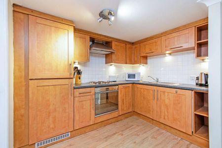 2 bedroom apartment to rent - Photo 5