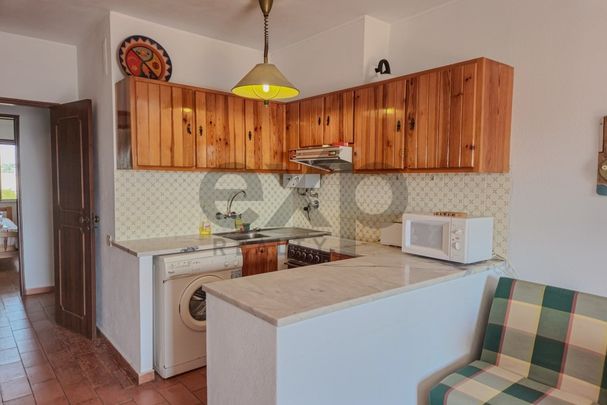 Apartamento T1 com Varanda e Vista Mar - Photo 1