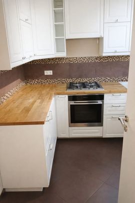 Appartement te huur - Photo 1