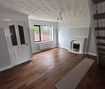 3 bed Terraced - To Let - Photo 1