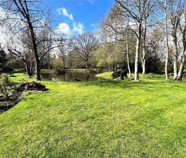 Stanbury Gate, Spencers Wood, Reading, Berkshire, RG7 - Photo 2