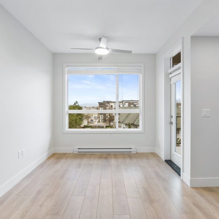 CINEMA APTS - 201A - C201A - Photo 1