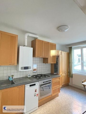 Natürlich beschattete 2 Zimmer mit Balkon und separater Küche - Photo 3