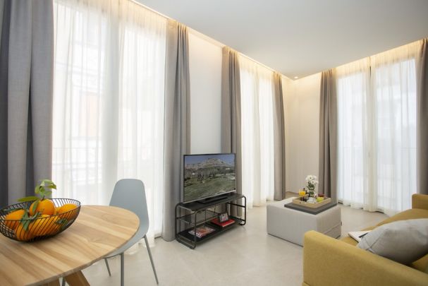 Piso para corta estancia en Valencia - Photo 1