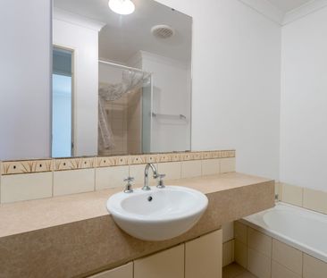 3-Bedroom Home in a Central Location - Photo 4