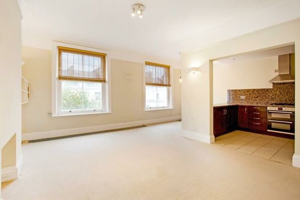 2 Bedroom Flat To Let - Photo 1