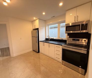 For Lease - 191 Rosethorn Avenue Unit# 2nd Floor, Toronto, Ontario - Photo 4