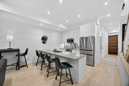 For Lease - 25 Waterview Lane, Blue Mountains, Ontario - Photo 2