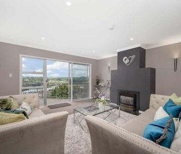 4 Bedrooms in Shelly Park - Photo 3