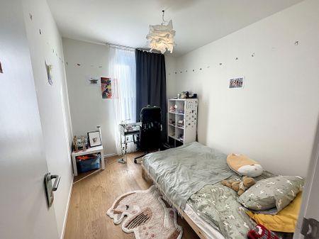 THE INSIDE - Furnished 3-bedroom penthouse + terrace - Directly with the owner - Photo 4