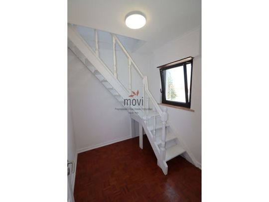 4 room luxury House for rent in Sao Pedro do Estoril (Estoril), Cascais, Lisbon - Photo 1