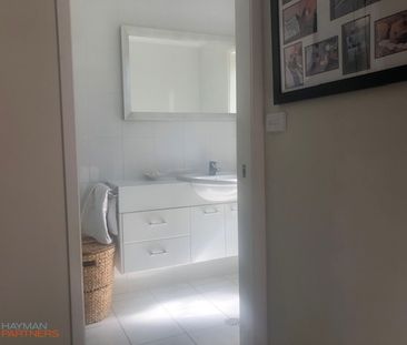 34 Daglish Street, Curtin ACT 2605 - House For Rent | Domain - Photo 5