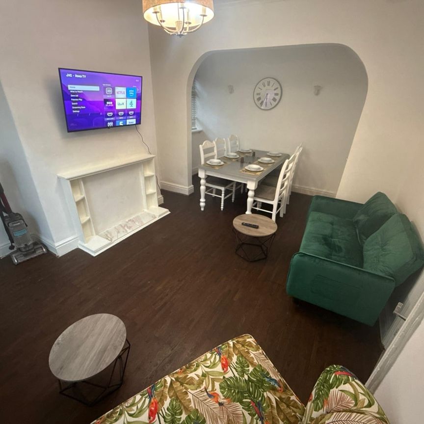 4 Bed Semi-Detached House, Cambridge Road, M9 - Photo 1