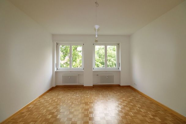 Nähe Kaserne und Rheinufer - schöne 2-Zimmer-Wohnung an zentraler Lage - Photo 1