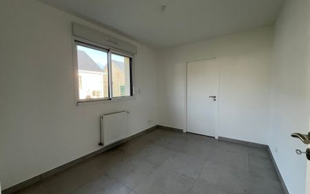 Maison à louer 3 pièces • 102,27 m2 Saint-Sébastien-de-Morsent - Photo 3