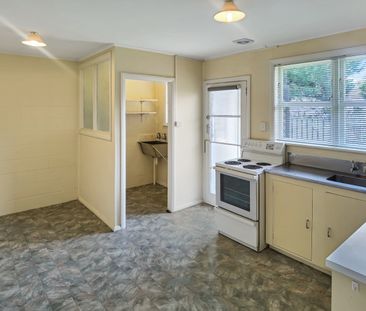 Water and Lawn is Included, Spacious 2 Bedroom Unit - Photo 4