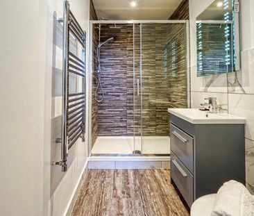 1 bedroom in a house share to rent - Photo 4