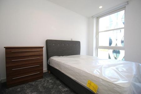 2 bedroom apartment to rent - Photo 3