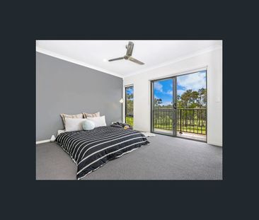 Modern Executive Townhouse in Prestigious Rochedale Estates - Photo 2