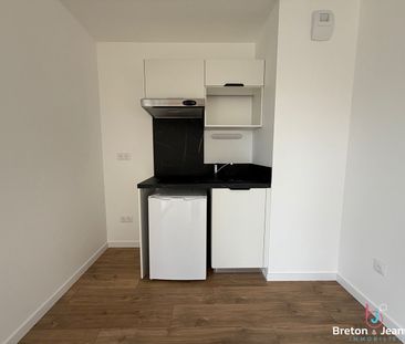 Location Appartement 2 pièces 45m² - Photo 2