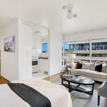 65/51 Roslyn Gardens, Elizabeth Bay NSW 2011 - Studio For Rent | Domain - Photo 2