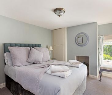 3 bedroom semi-detached house to rent - Photo 5