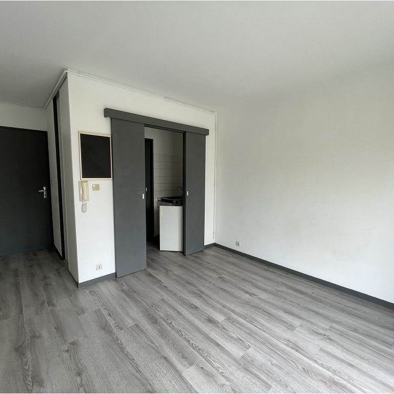 Studio Centre ville – - Photo 1