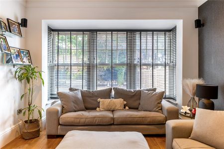 Barnet Road, Arkley - Photo 2