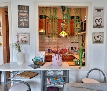 Gemütliche 2-Raumwohnung mit Einbauküche und Gartennutzung! - Photo 3