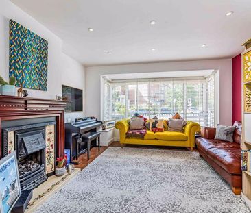 3 bedroom semi-detached house to rent - Photo 1