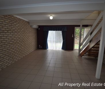 TWO BEDROOM TOWNHOUSE - Photo 3