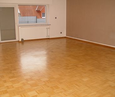 Gepflegte Wohnung mit Terrasse - Photo 4