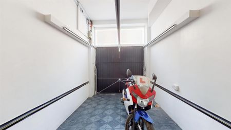 4 bedroom property to let - Photo 4
