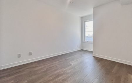 For Lease - 1491 O'Connor Drive Unit# 1, Toronto, Ontario - Photo 2